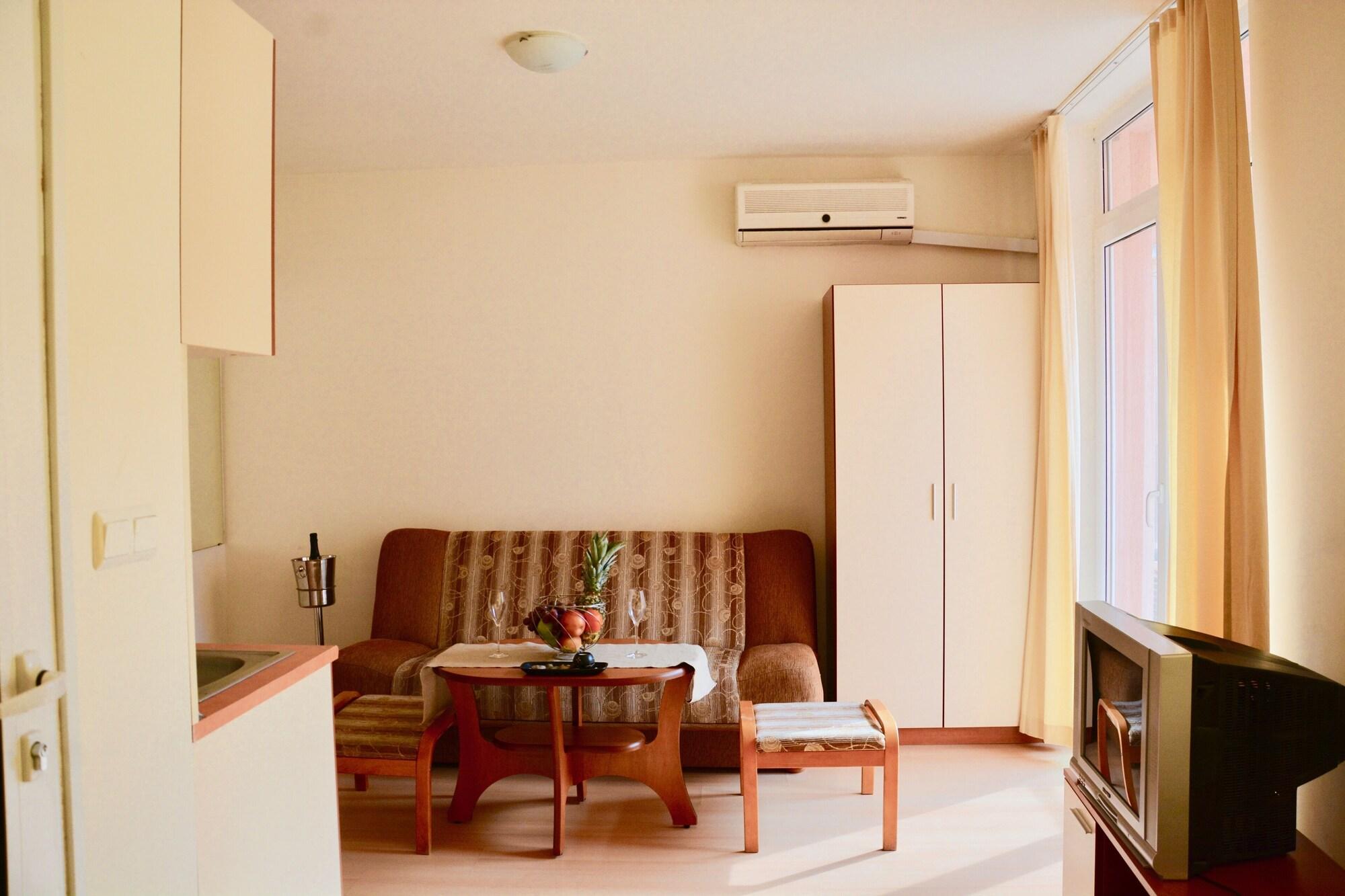 Rainbow 2 Holiday Complex Солнечный берег Экстерьер фото