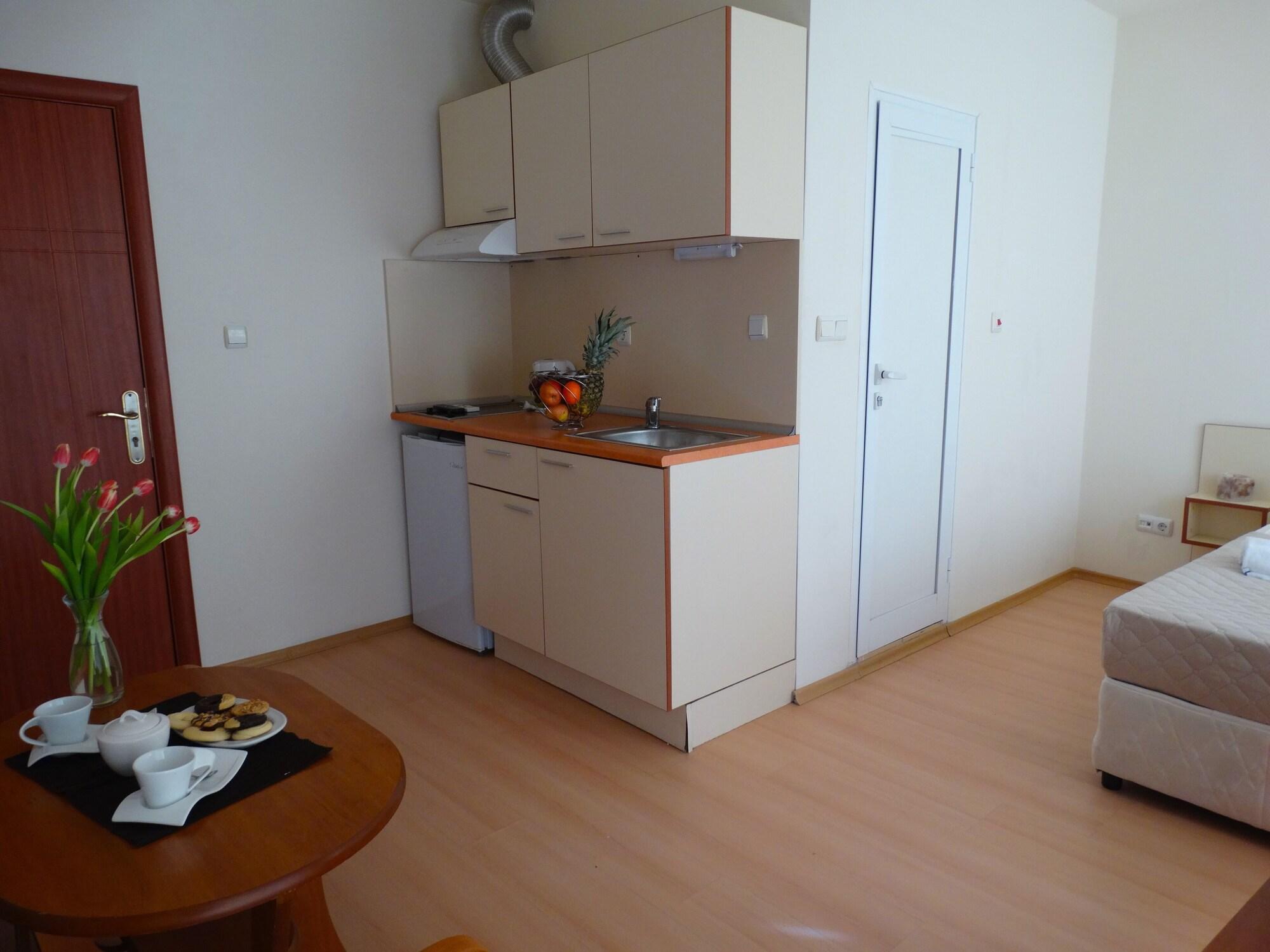 Rainbow 2 Holiday Complex Солнечный берег Экстерьер фото