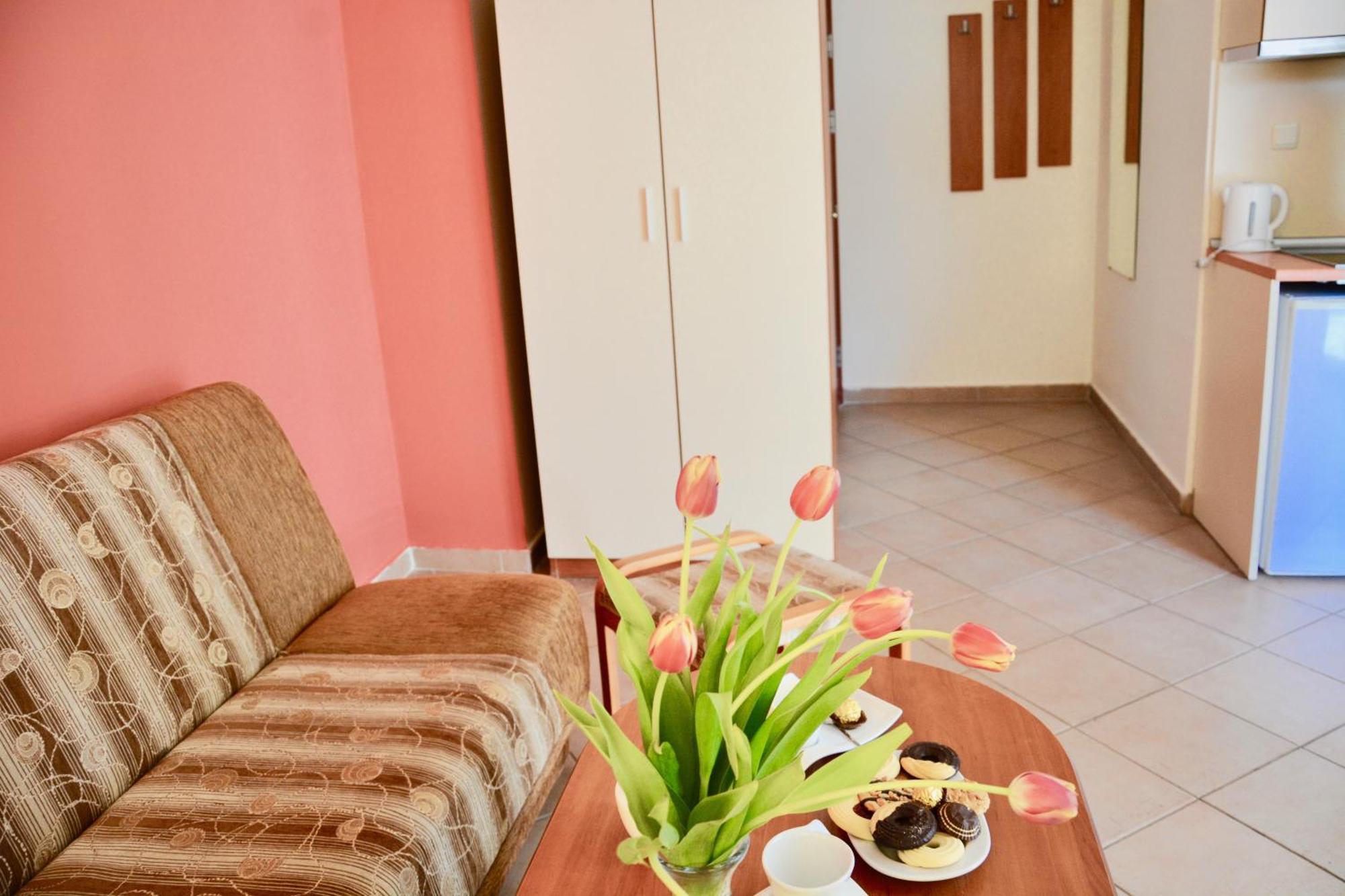 Rainbow 2 Holiday Complex Солнечный берег Экстерьер фото